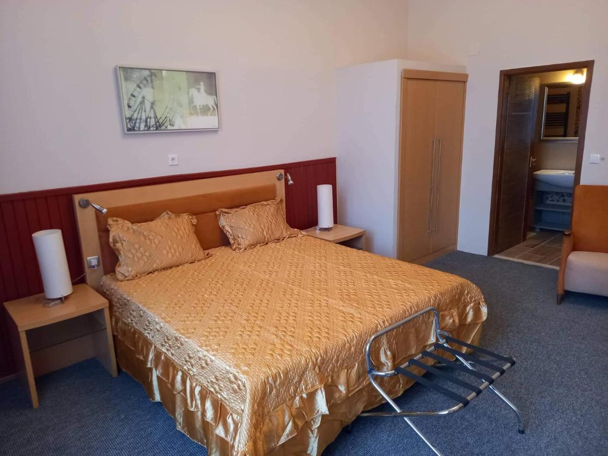 Meller-Kastely Villa Csurgo Exteriér fotografie