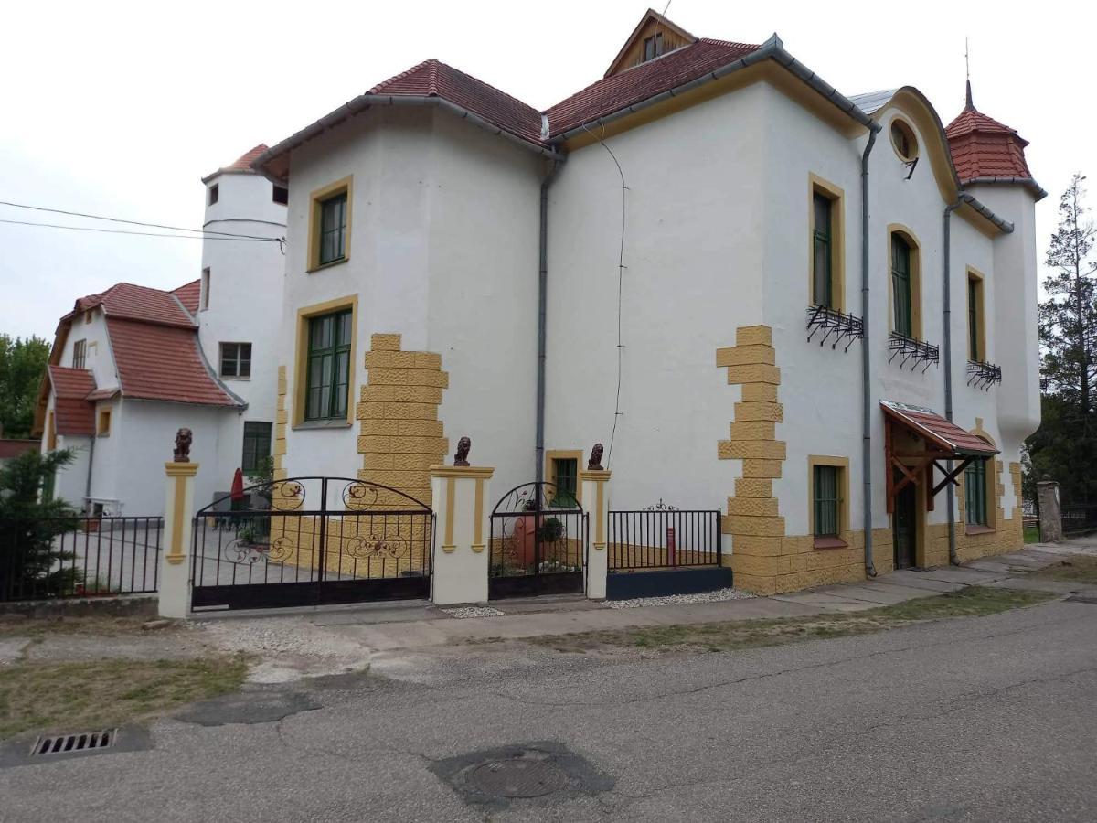 Meller-Kastely Villa Csurgo Exteriér fotografie